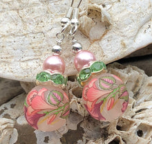 Load image into Gallery viewer, Tensha bead and Crystal Earrings