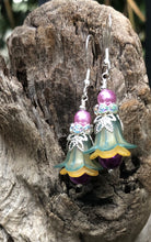 Load image into Gallery viewer, Green Purple and Gold Tulip Style Earrings
