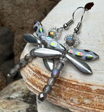 Load image into Gallery viewer, Dragonfly Beaded Earrings