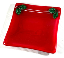 Load image into Gallery viewer, Fused Glass - Medium Holly Dish