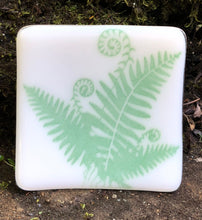 Load image into Gallery viewer, Ferns Fused Glass Small Dish