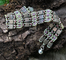 Load image into Gallery viewer, Beaded Bracelet - Brocade - Matte Clay and Burgundy