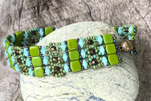 Load image into Gallery viewer, Beaded Bracelet - Olive and blue