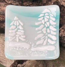 Load image into Gallery viewer, Snowy Trees Fused Glass Dish