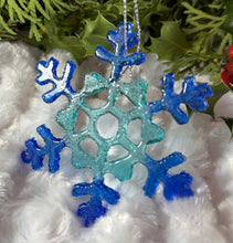 Load image into Gallery viewer, Little Snowflake