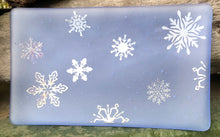 Load image into Gallery viewer, Snowflakes - Fused Glass Dish