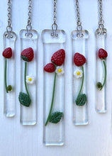 Load image into Gallery viewer, Luscious Strawberries III Wind Chimes