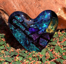 Load image into Gallery viewer, Fused Glass Heart