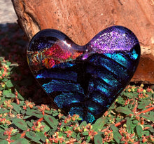 Load image into Gallery viewer, Fused Glass Heart