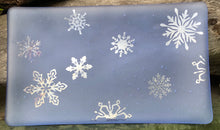 Load image into Gallery viewer, Snowflakes - Fused Glass Dish