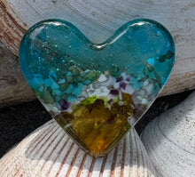 Load image into Gallery viewer, Fused Glass Heart