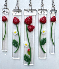 Load image into Gallery viewer, Luscious Strawberries Wind Chimes