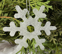 Load image into Gallery viewer, Little Snowflake