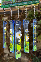 Load image into Gallery viewer, Field of Daisies Wind Chimes