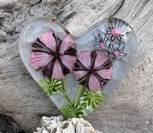 Load image into Gallery viewer, Fused Glass Heart