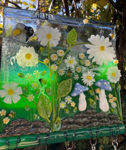 Load image into Gallery viewer, Field of Daisies Wind Chimes