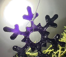 Load image into Gallery viewer, Little Snowflake