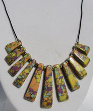 Load image into Gallery viewer, Mineral Necklace - Howlite Graduated Bib Style