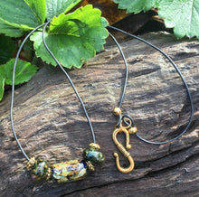 Load image into Gallery viewer, Lampwork Glass Necklace - Simplicity