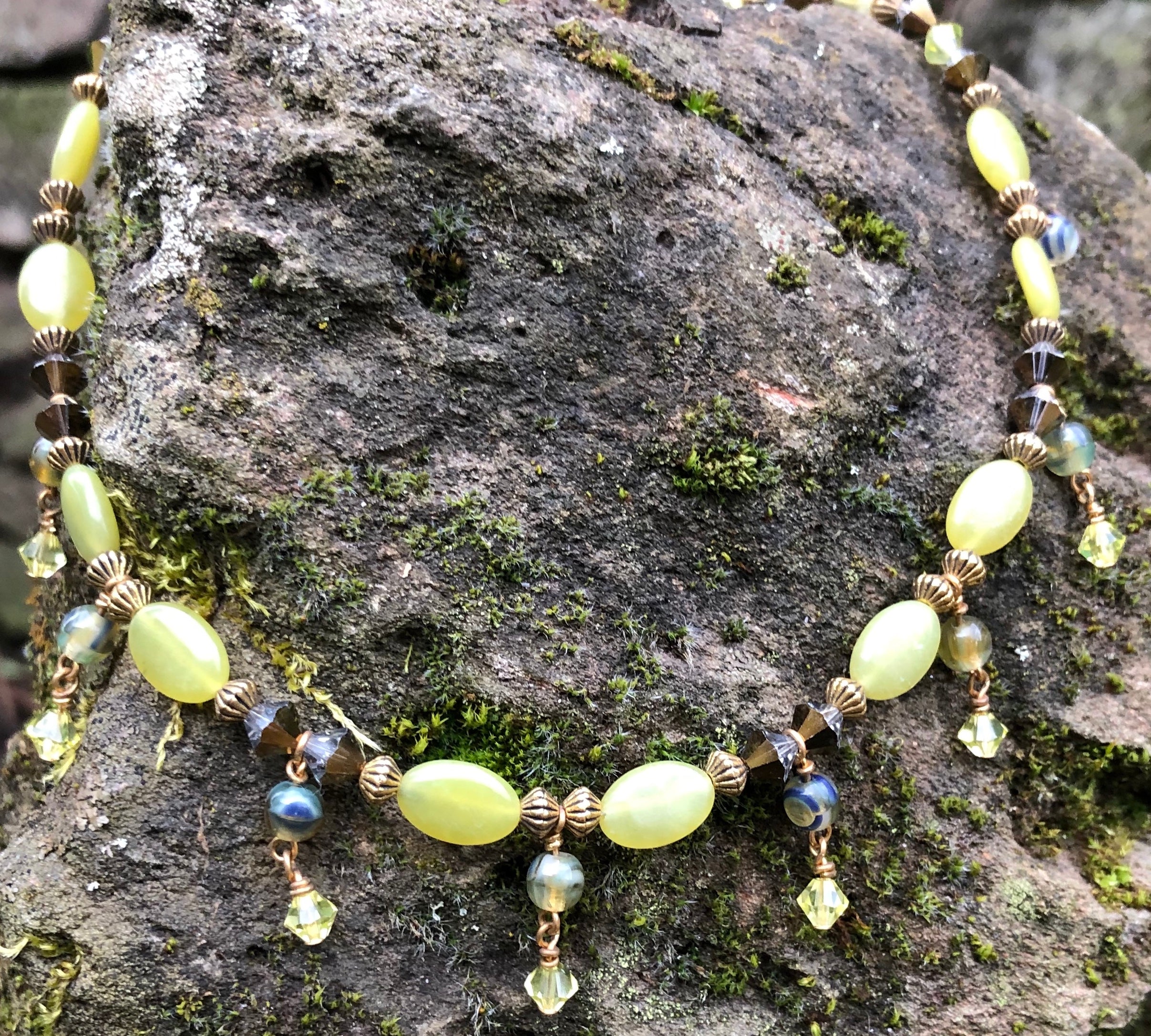 Yellow jade necklace deals