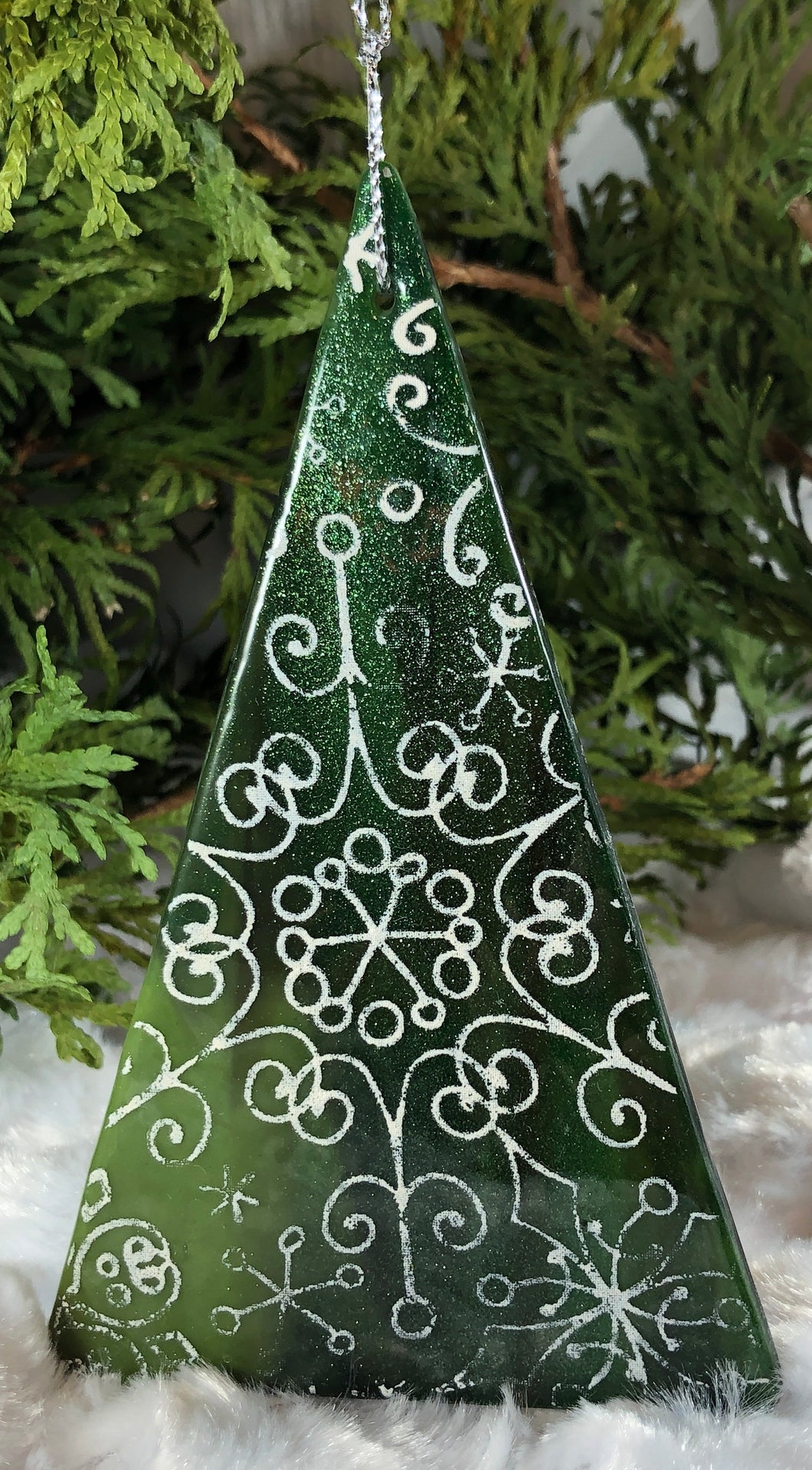 Holiday ornaments - Snowflakes on streaky Green