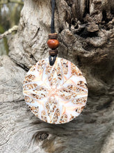 Load image into Gallery viewer, Shell Matrix Necklace - Medium