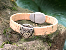 Load image into Gallery viewer, Leather Bracelet - Portuguese Cork Bracelet - Cheetah  with Silver Flecks