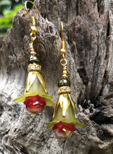 Load image into Gallery viewer, Spring Green and Red Tulip Style Earrings