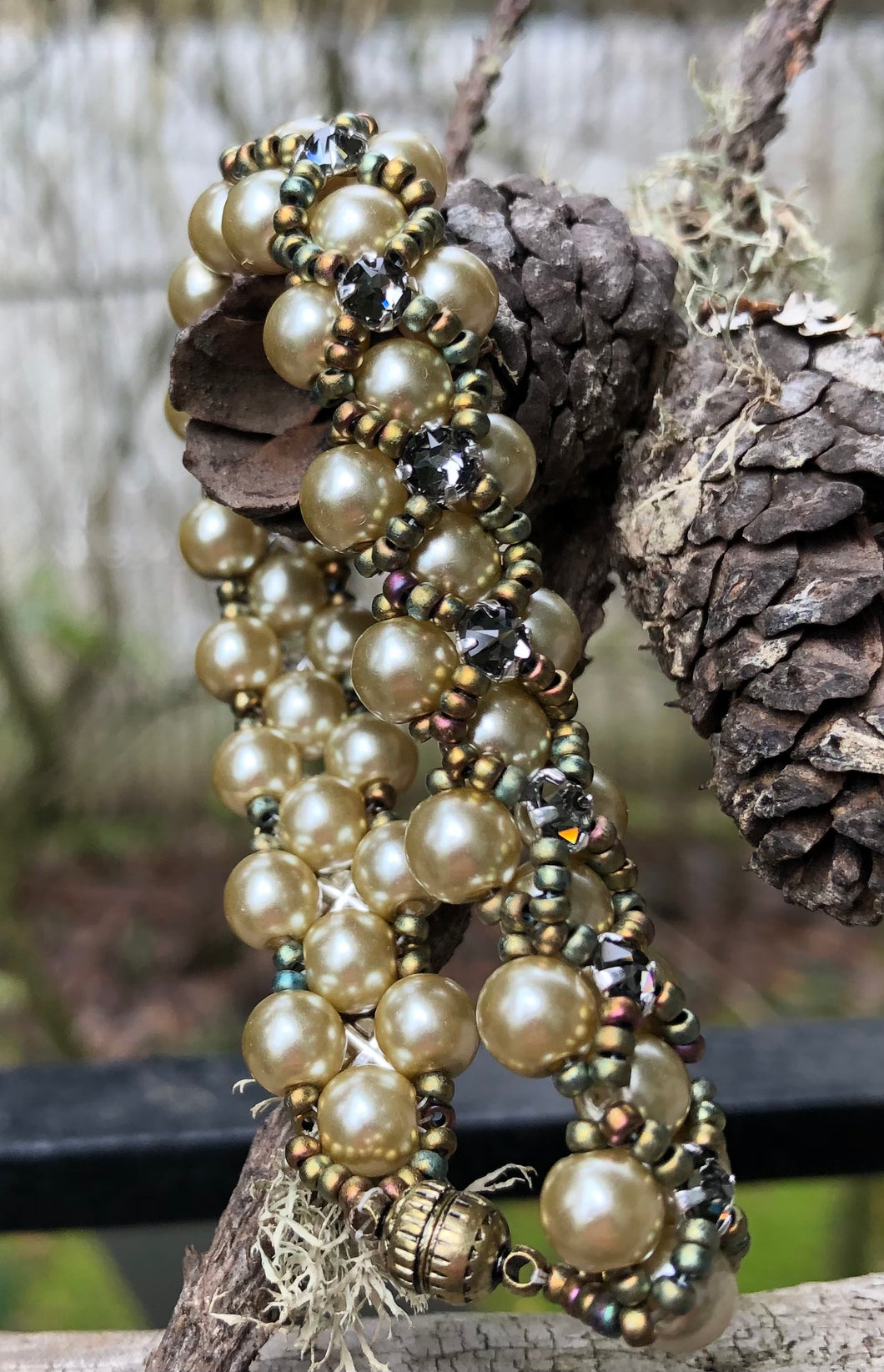 Beaded Bracelet - Pearl Monster - Champagne with Silver Night