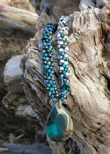Load image into Gallery viewer, Kumihimo Necklace - Teal Gold White Agate