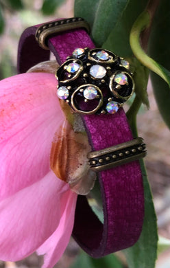 Leather Bracelet - Fuchsia with crystals