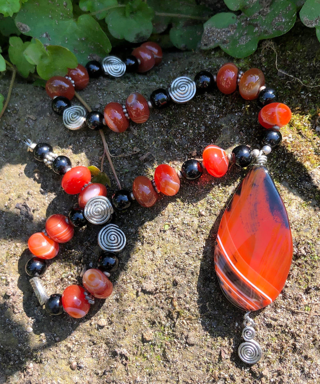 Mineral Necklace - Carnelian and Onyx